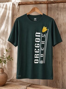 UO Oregon‎ Ducks Genuine Stuff Green Sports Shirt Size Large